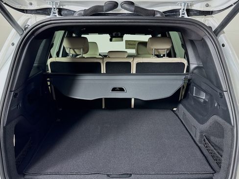 New 2025 Mercedes-Benz GLB 250 image 21