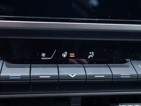 New 2026 Toyota Camry XLE FWD image 31