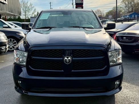Used 2017 RAM 1500 Express RWD image 2