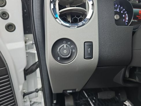 Used 2015 Ford F250 Lariat w/ Camper Package image 19