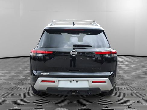Used 2023 Nissan Pathfinder Platinum AWD/4WD image 6