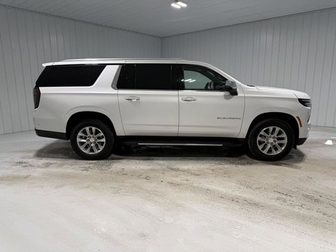 Used 2025 Chevrolet Suburban Premier w/ Sun And Tow Package image 10