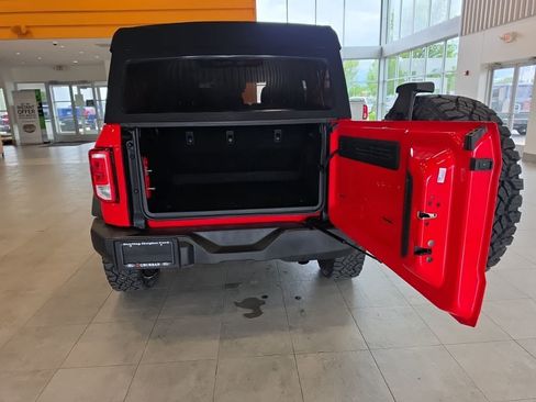 Used 2023 Ford Bronco 4-Door AWD/4WD image 33