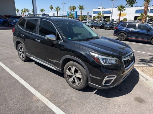 Used 2019 Subaru Forester Touring AWD/4WD image 9