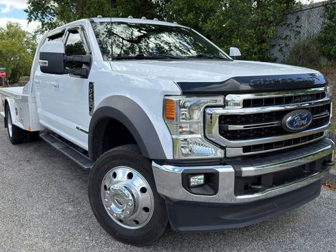 Used 2022 Ford F450 Lariat w/ Lariat Value Package image 3