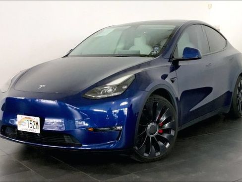 Used 2022 Tesla Model Y Performance AWD/4WD image 1