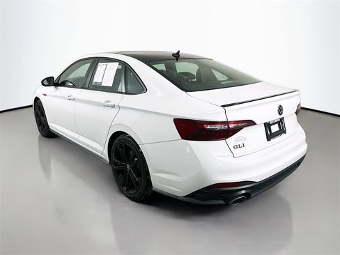 Used 2022 Volkswagen Jetta GLI Autobahn w/ GLI Black Package image 5