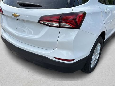 Used 2024 Chevrolet Equinox LS image 36