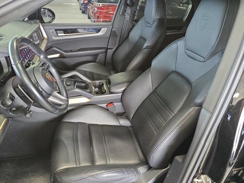 Certified 2024 Porsche Cayenne Turbo GT AWD/4WD image 5
