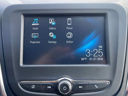 Used 2018 Chevrolet Equinox LT AWD/4WD image 13