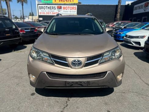 Used 2014 Toyota RAV4 XLE image 5