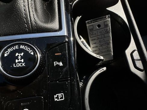 Used 2024 Kia Sportage X-Line w/ X-Line Premium Package image 33
