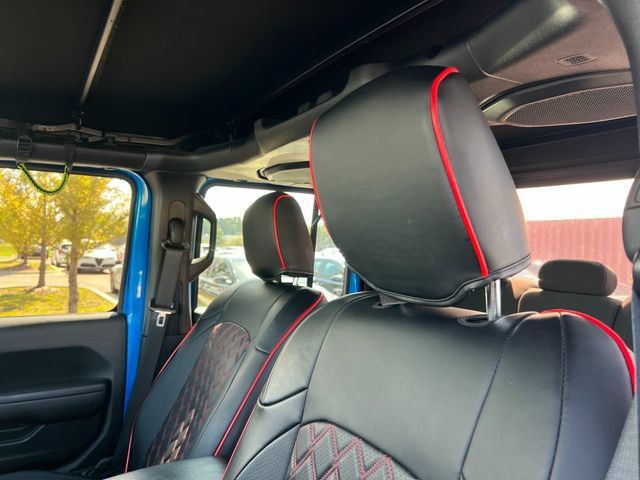 Used 2021 Jeep Gladiator Sport AWD/4WD image 12