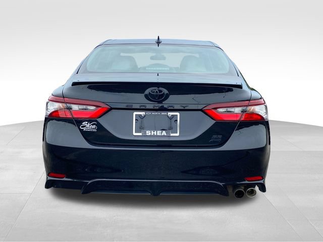 Used 2023 Toyota Camry SE AWD/4WD image 3