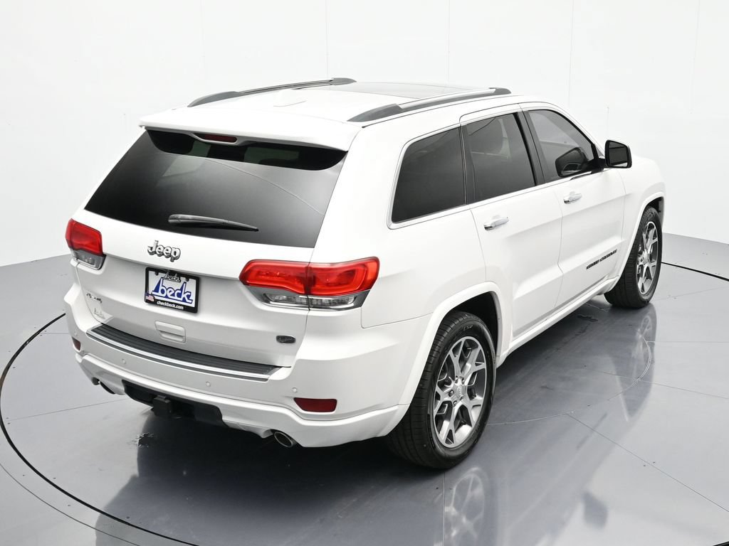 Used 2020 Jeep Grand Cherokee Overland w/ Interior Metal Package AWD/4WD image 32