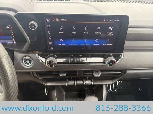 Used 2023 Chevrolet Colorado W/T image 11