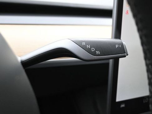Used 2022 Tesla Model 3 Long Range AWD/4WD image 22
