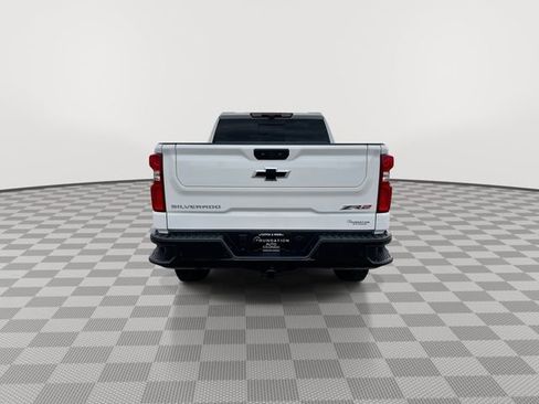 Used 2026 Chevrolet Silverado 1500 ZR2 AWD/4WD image 9