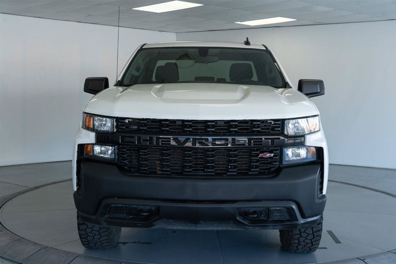 Used 2019 Chevrolet Silverado 1500 Custom Trail Boss w/ Custom Convenience Package AWD/4WD image 2