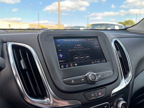 Certified 2024 Chevrolet Equinox LT image 21