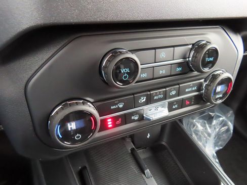 New 2025 Ford Bronco Big Bend image 13