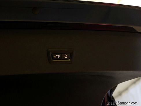 Certified 2023 BMW X4 xDrive30i w/ Premium Package image 32