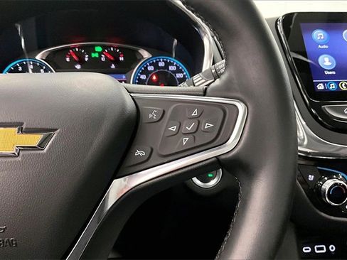 Used 2024 Chevrolet Equinox Premier image 23