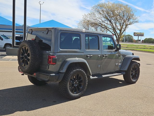 Used 2021 Jeep Wrangler Unlimited Sahara w/ Cold Weather Group AWD/4WD image 5