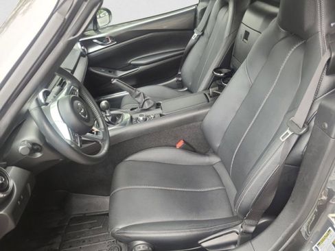 Used 2022 MAZDA MX-5 Miata RF Grand Touring image 11