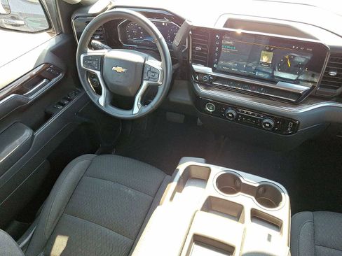 Used 2023 Chevrolet Silverado 1500 LT image 10