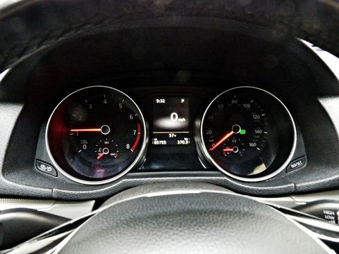 Used 2019 Volkswagen Passat 2.0T Wolfsburg image 15