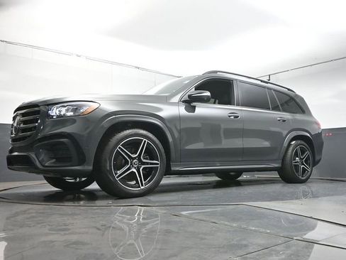 Used 2026 Mercedes-Benz GLS 450 4MATIC image 37