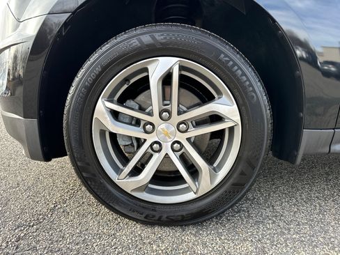 Used 2017 Chevrolet Equinox Premier w/ Enhanced Convenience Package image 11
