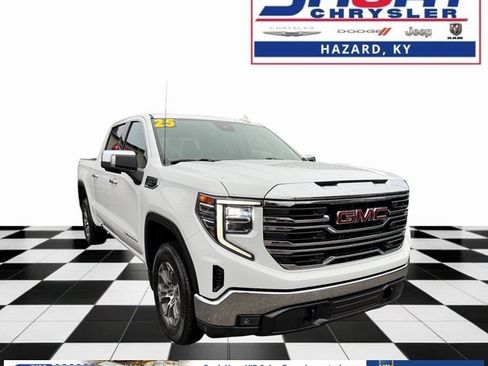 Used 2025 GMC Sierra 1500 SLT image 1