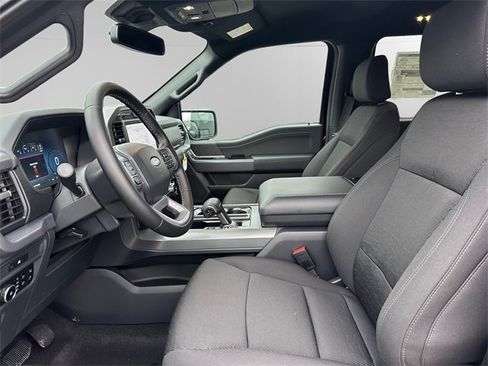 New 2025 Ford F150 XLT w/ Equipment Group 302A MID image 9