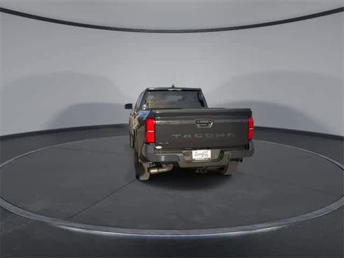 Used 2025 Toyota Tacoma SR5 image 7