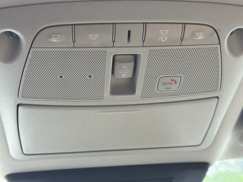Used 2022 Nissan Armada Platinum w/ Captain's Chairs Package RWD image 37