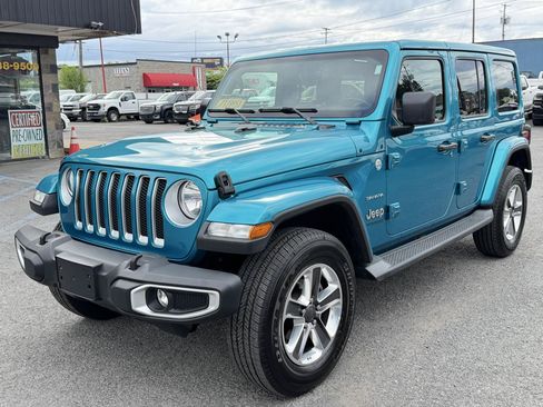 Used 2019 Jeep Wrangler Unlimited Sahara w/ Uconnect 4C Nav & Sound Group AWD/4WD image 68