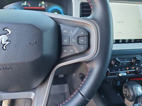 Used 2025 Ford Bronco Heritage Edition image 18