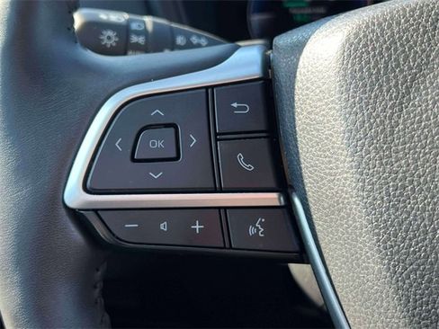 Certified 2025 Toyota Grand Highlander Platinum image 25