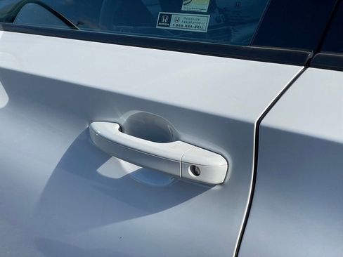 Used 2022 Honda Accord Hybrid image 27