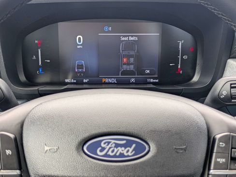 Certified 2026 Ford Maverick XLT w/ XLT Luxury Package AWD/4WD image 15