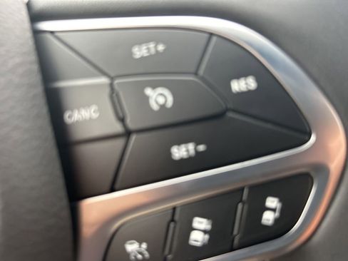 New 2026 Chrysler Pacifica Pinnacle image 20