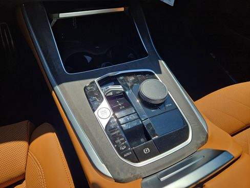 Certified 2026 BMW X5 xDrive40i w/ M Sport Package image 22