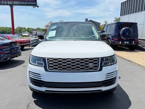 Used 2019 Land Rover Range Rover HSE AWD/4WD image 2