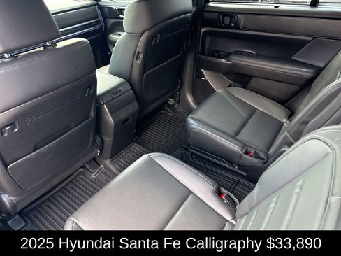 Used 2025 Hyundai Santa Fe Calligraphy image 15