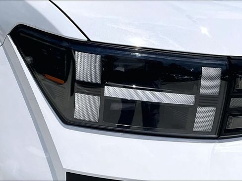 Used 2024 Hyundai Santa Fe Limited FWD image 23