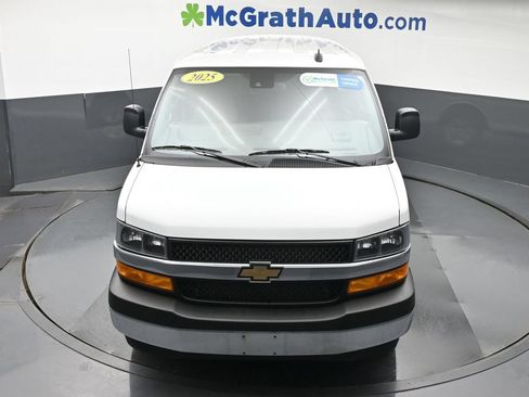 Used 2025 Chevrolet Express 3500 LT w/ LT Preferred Equipment Group RWD image 26