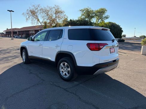 Used 2018 GMC Acadia SLE image 6