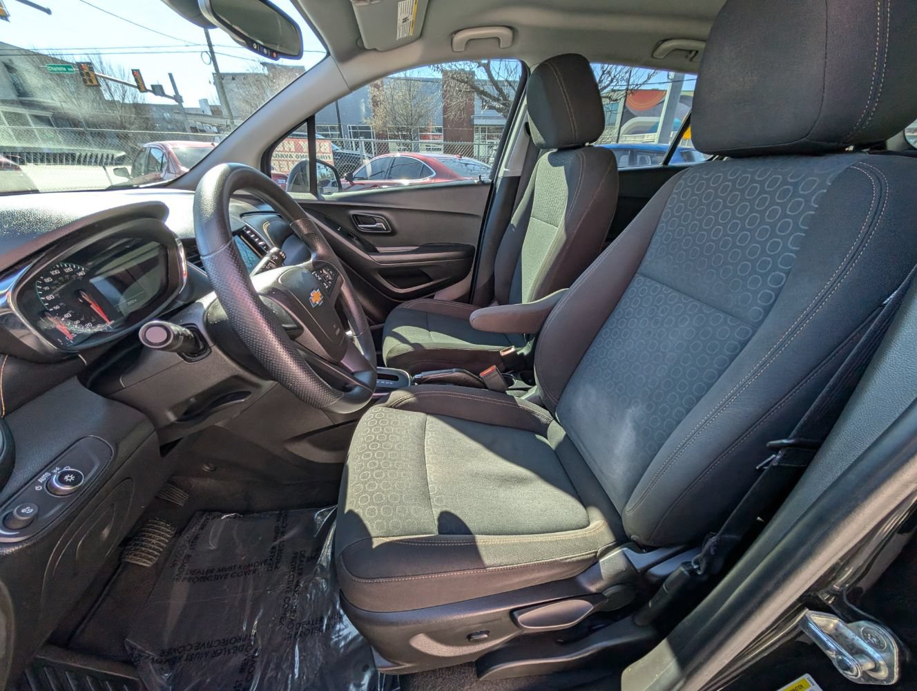 Used 2020 Chevrolet Trax LS FWD image 15
